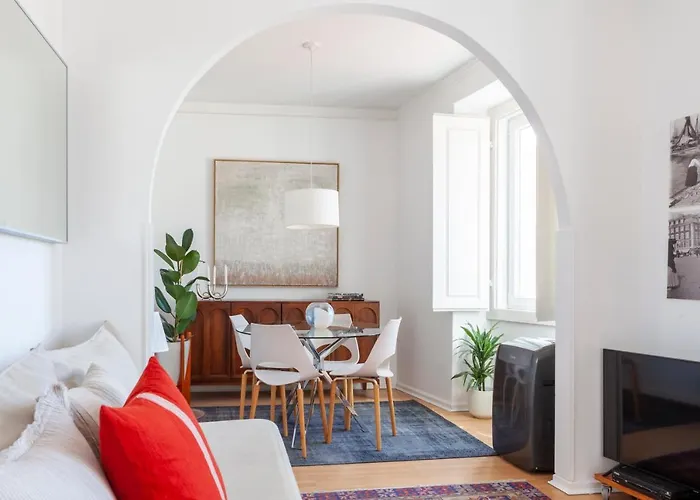 Alfama Amazing Scenic River And View Charming With 2 Bedrooms And Ac 19th Century Building Lägenhet