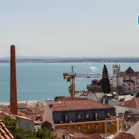 Alfama Amazing Scenic River And View Charming With 2 Bedrooms And Ac 19th Century Building 公寓 Lisboa