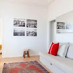 アパート Alfama Amazing Scenic River And View Charming With 2 Bedrooms And Ac 19th Century Building