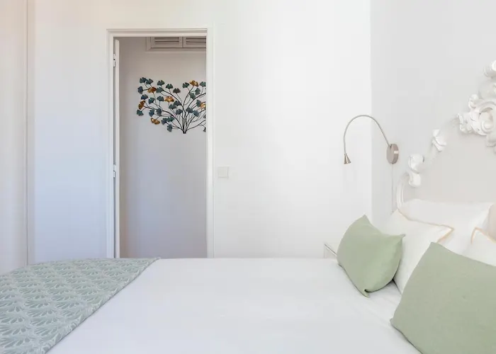 Alfama Amazing Scenic River And View Charming With 2 Bedrooms And Ac 19th Century Building Апартаменты Лиссабон
